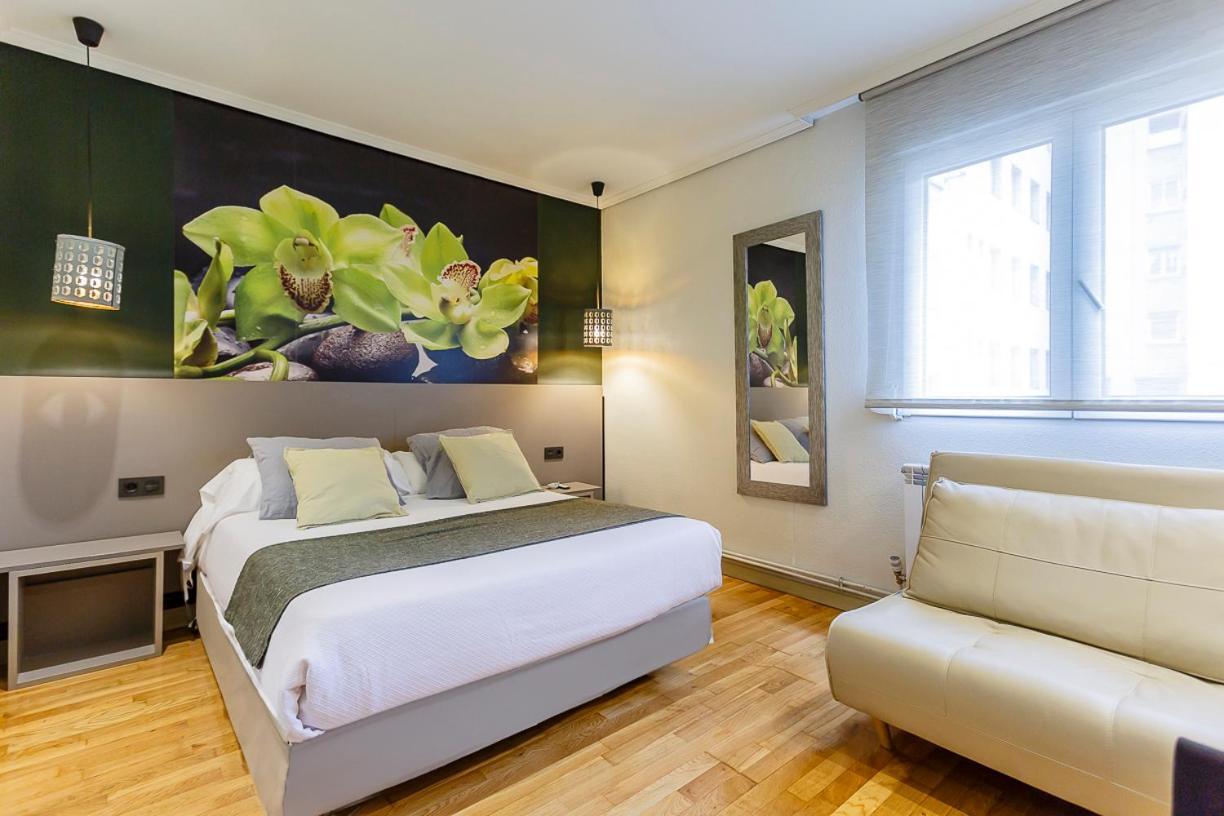 Hostal Rodas بنبلونة المظهر الخارجي الصورة