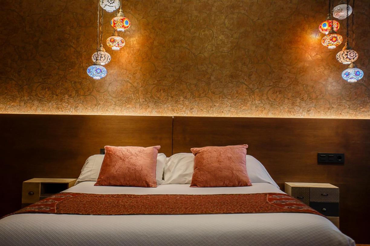 Hostal Rodas بنبلونة المظهر الخارجي الصورة