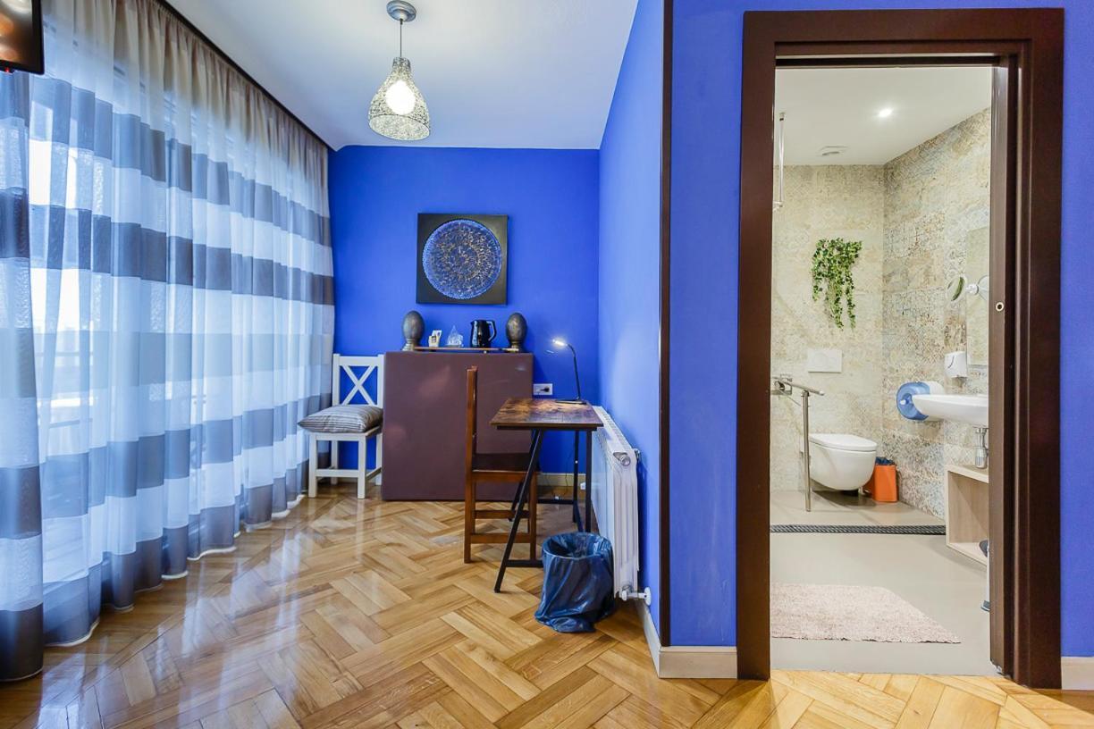 Hostal Rodas بنبلونة المظهر الخارجي الصورة