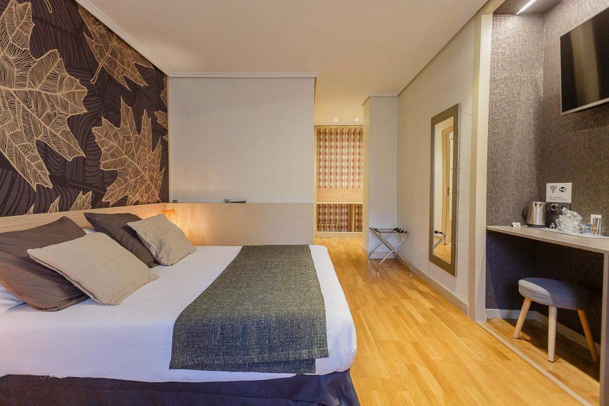 Hostal Rodas بنبلونة المظهر الخارجي الصورة